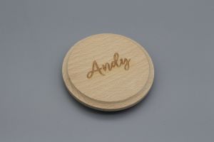Bierdeckel / Glaseckel mit Wunschlasergravur geschwungene Schrift